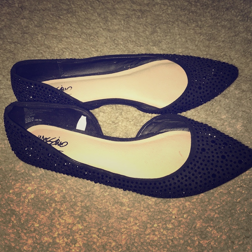 Black flats